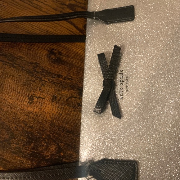Kate Spade zip/top tote - Picture 7 of 7